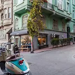 Cozy 1-Bdr Apartment In Cihangir Neighborhood